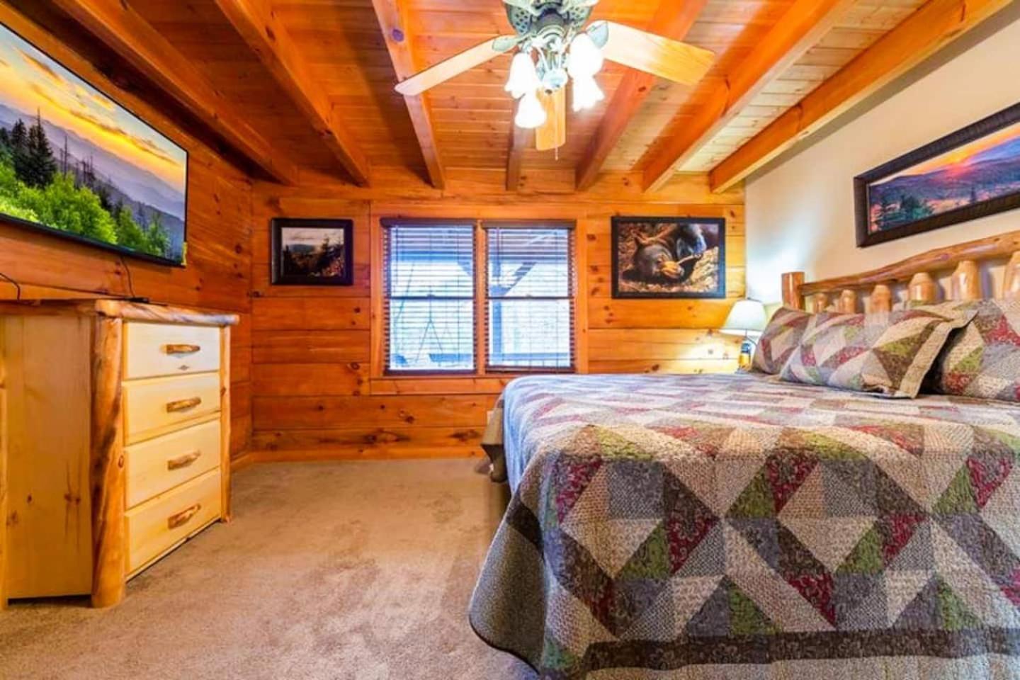 Pigeonforge Cabin Game Roomdog Friendlyhot Tub Pigeon Forge Luaran gambar